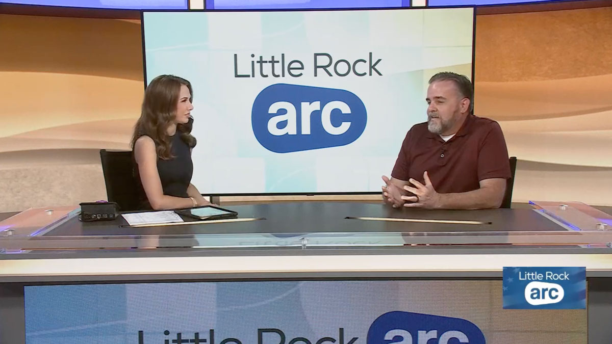 Chris Wright discussing new text scam on KATV